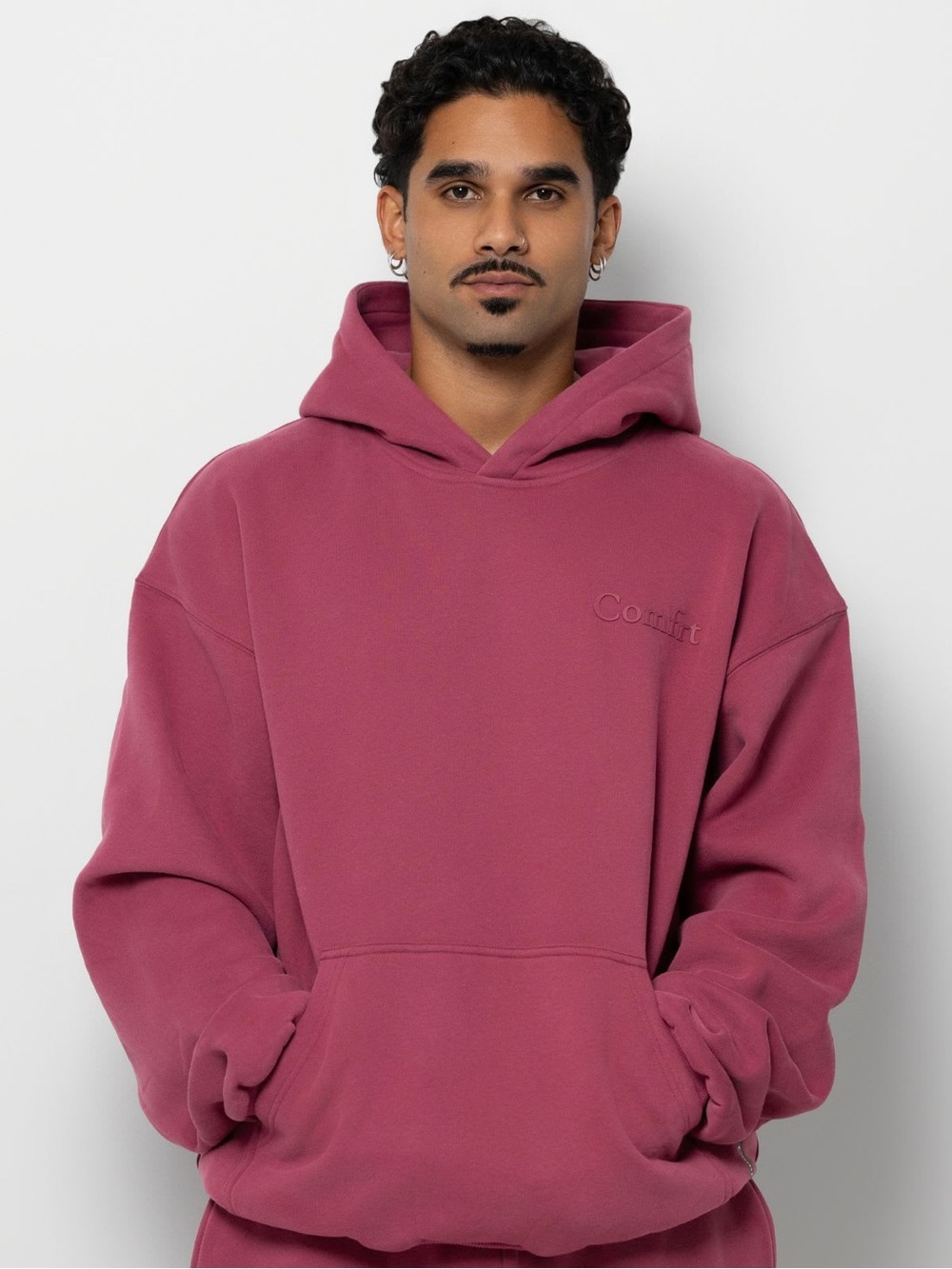 Comfrt Minimalist Hoodie - Berry Sz L